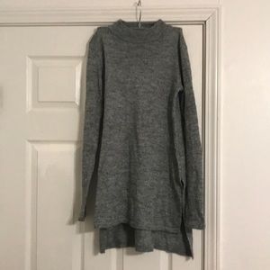 H&M grey sweater
